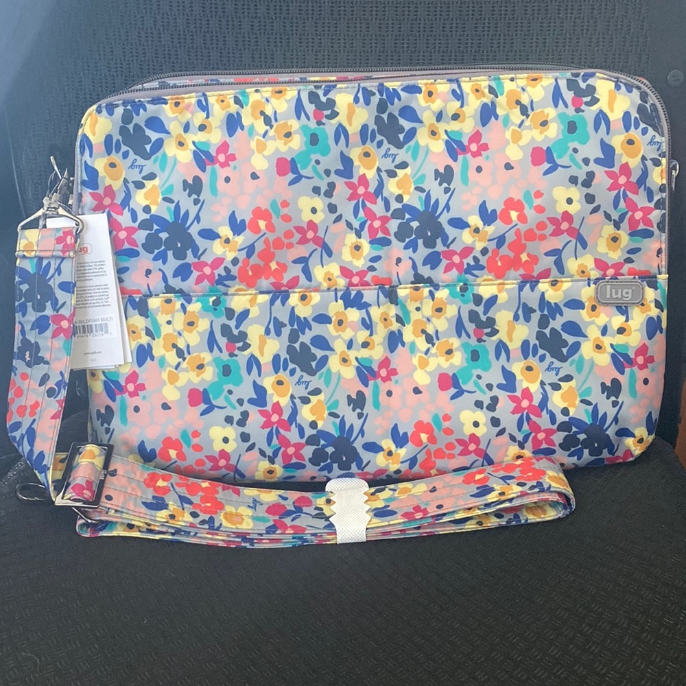 Lug Delta laptop case in wildflower multi NWT